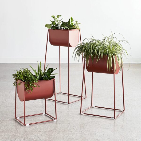https://formafurniture.com/product/gus-modern-modello-planters-set-of-3 with plants